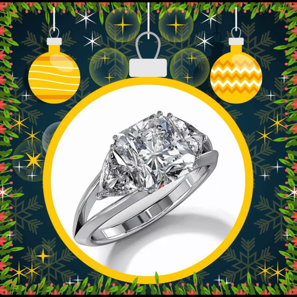 3 Stone Diamond Ring Unique geometrical Design ❤️